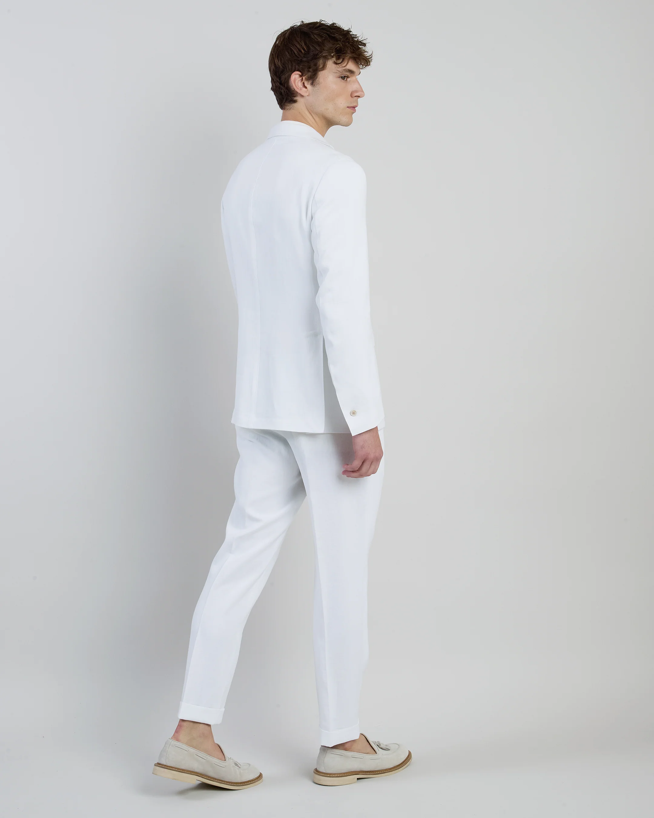 Abito Monopetto in Lino Slim Fit con Doppie Pinces - Image 10