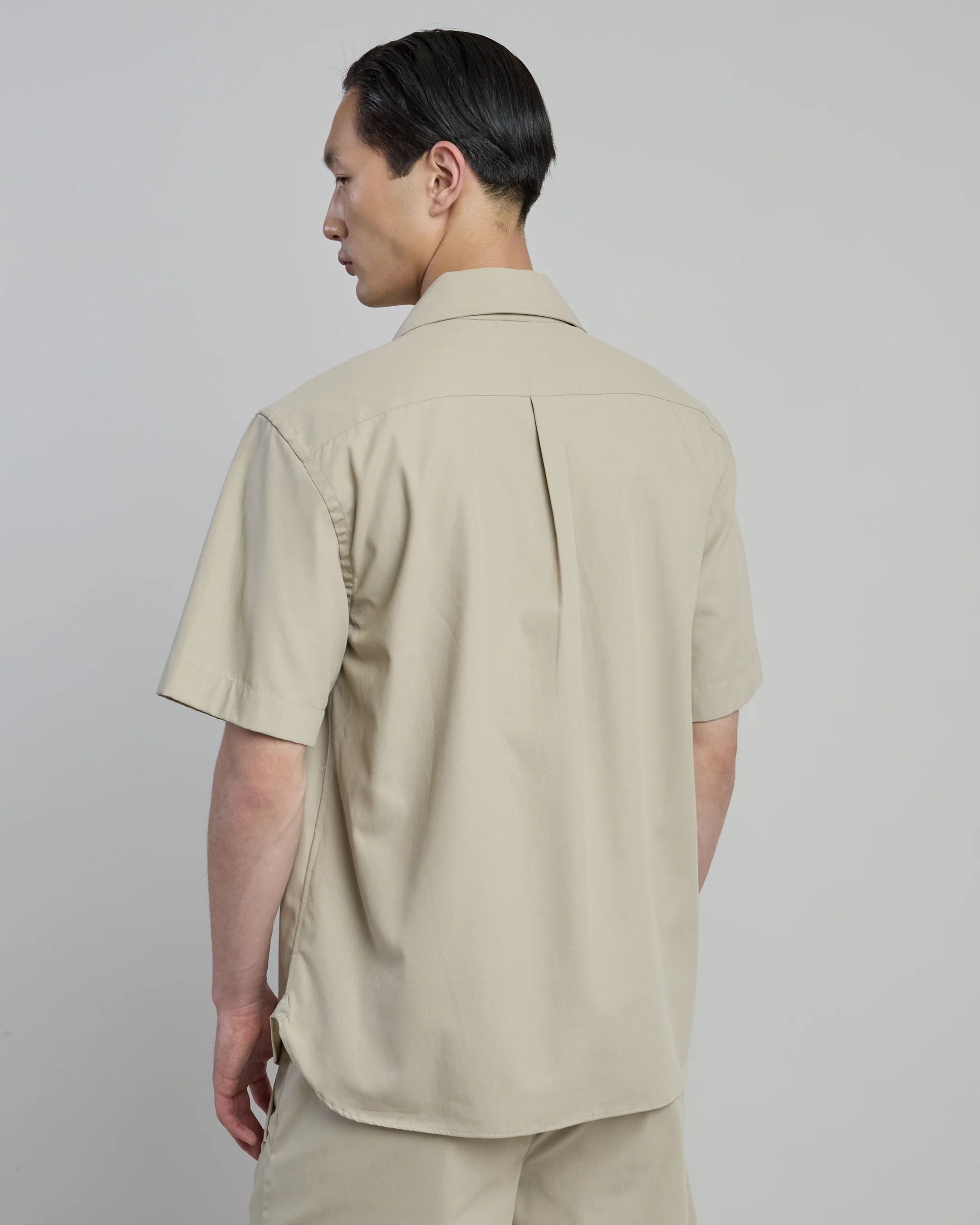 Camicia in Cotone con Collo Bowling e Maniche Corte - Image 2