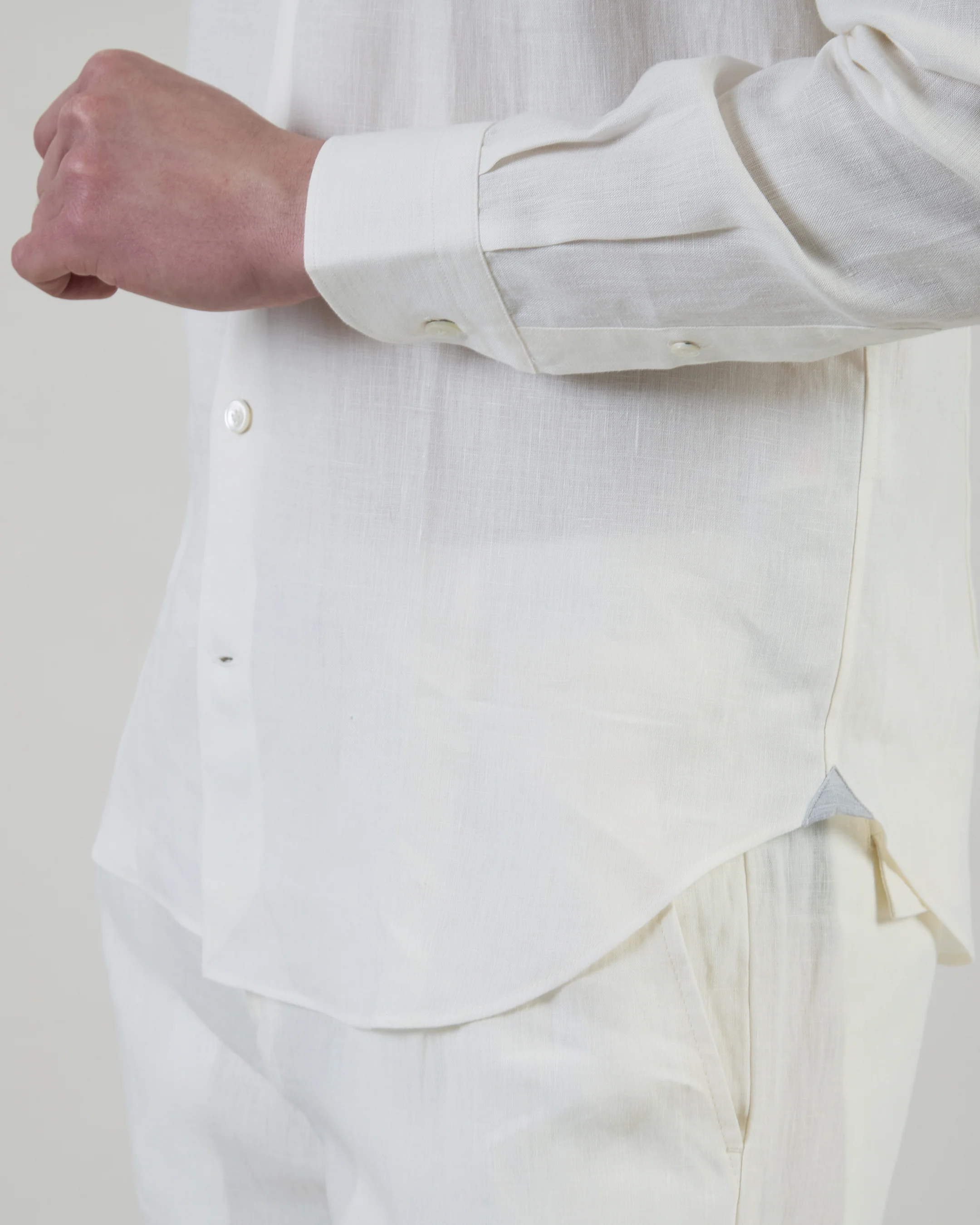 Camicia in Lino da Uomo Slim Fit con Collo Italiano - Image 4