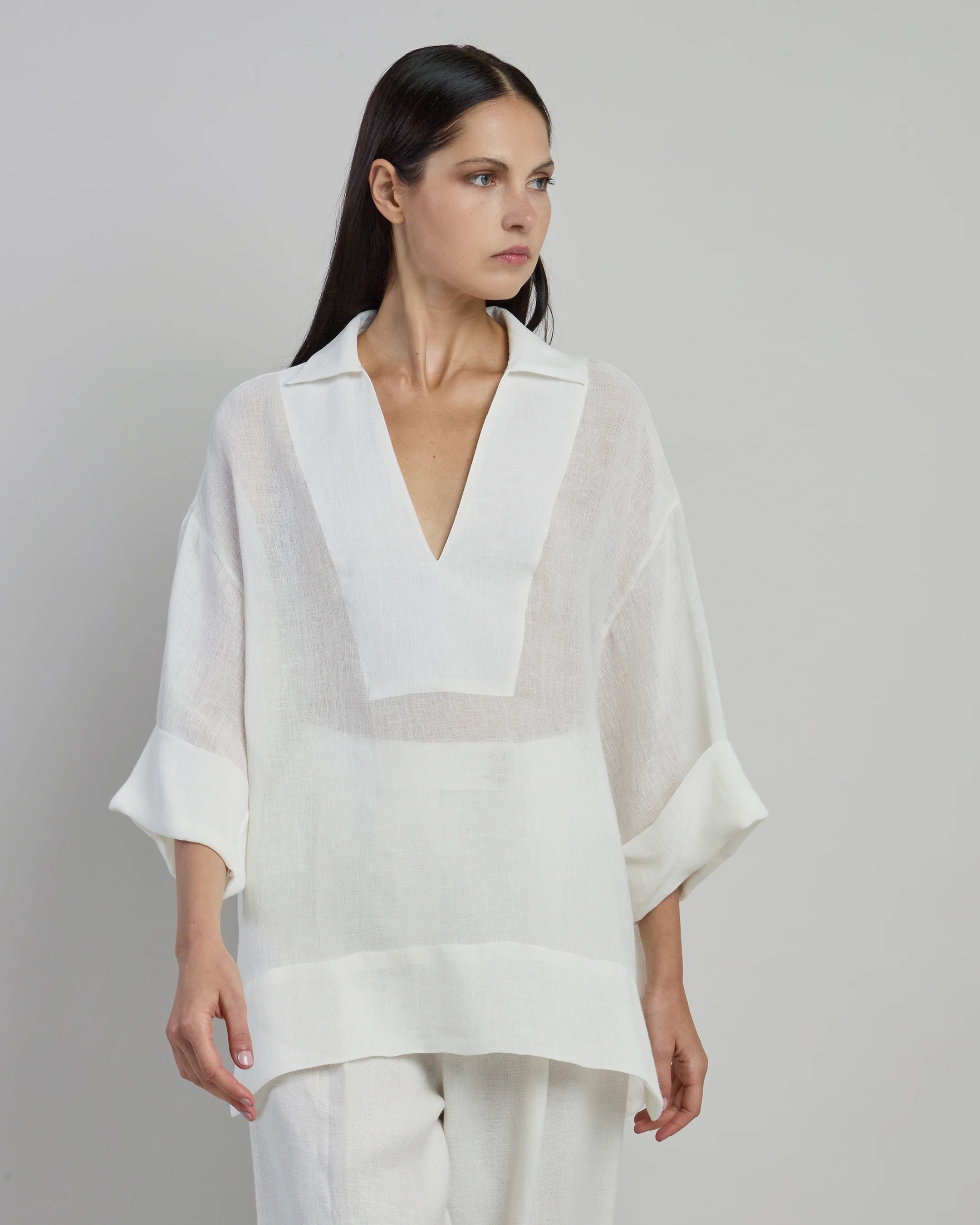 Camicia in Lino Garzato con Scollo a V da Donna