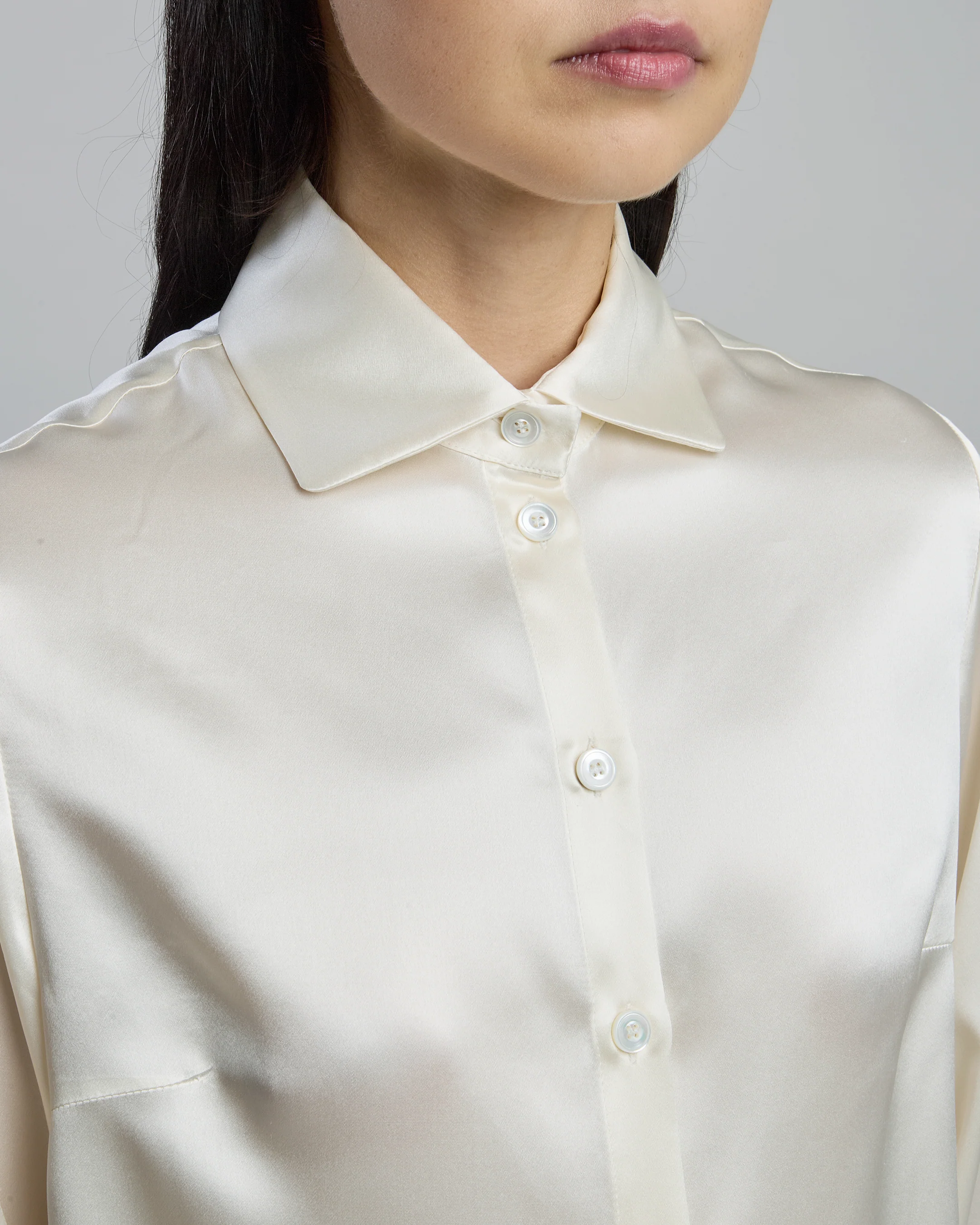 Camicia Donna in Raso di Seta Comasca Tinta Unita - Image 3