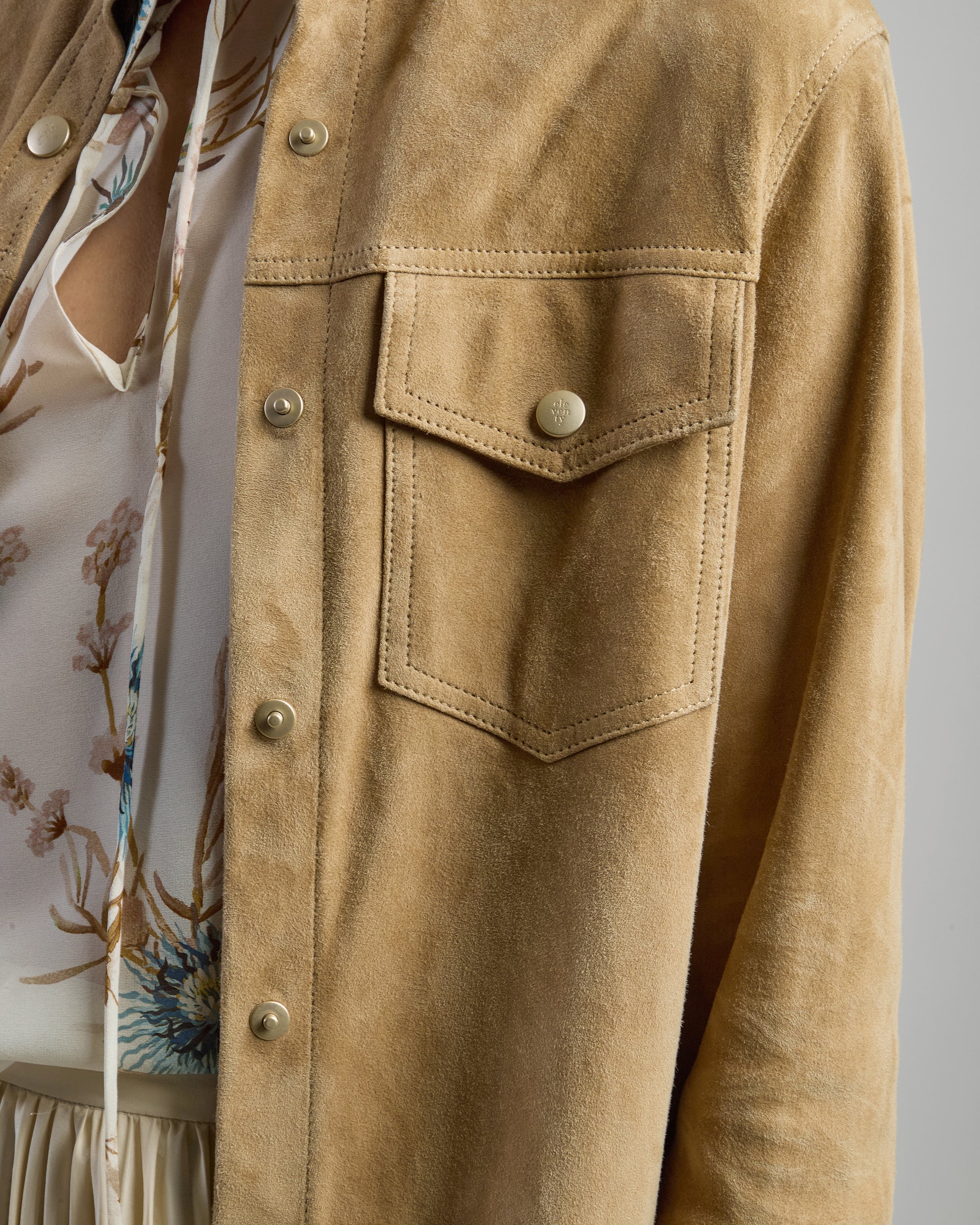 Camicia in Suede Donna in Pelle di Agnello Stile Texano - Image 3