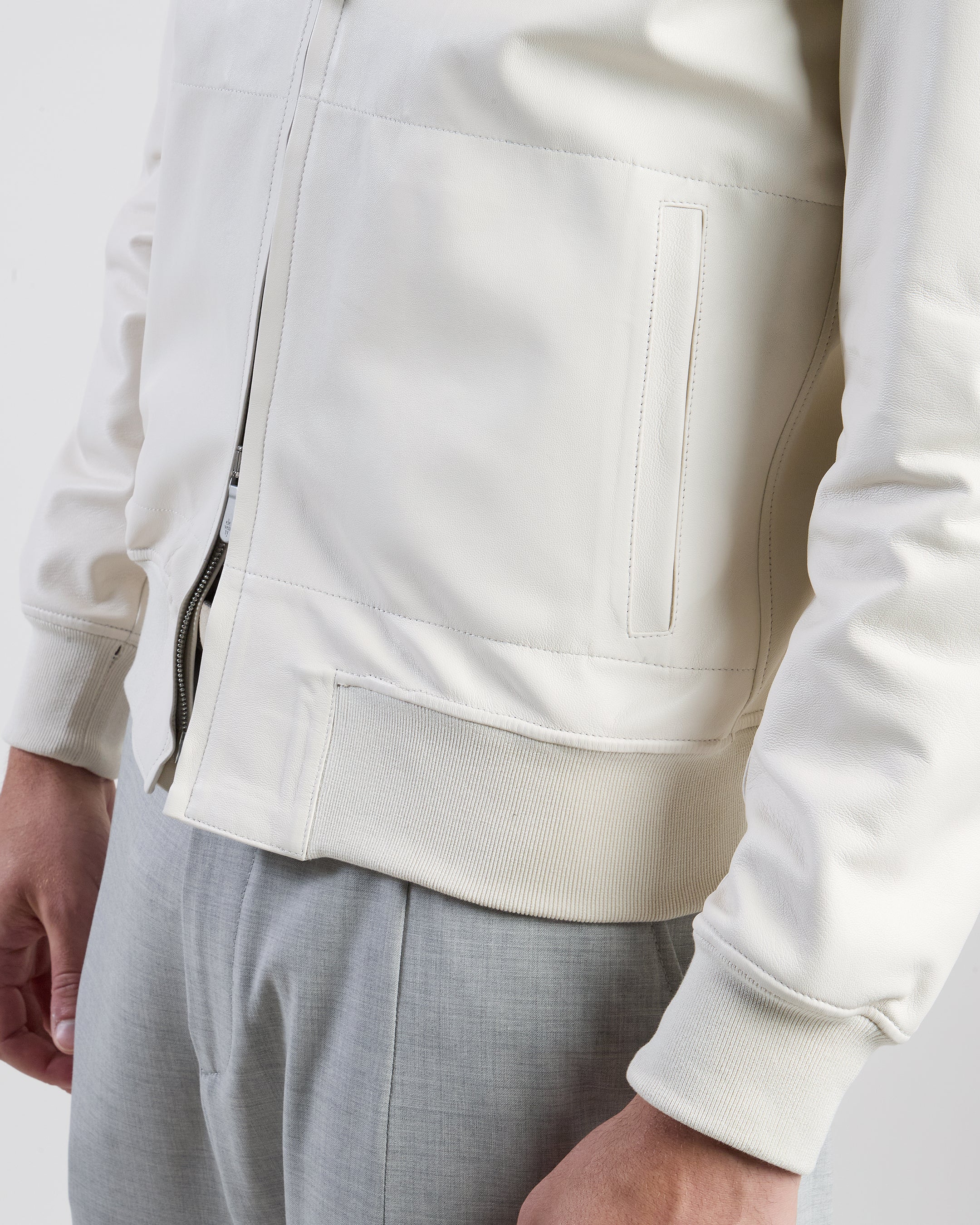 Giubbino in Nappa con Cappuccio e Full Zip da Uomo - Image 5