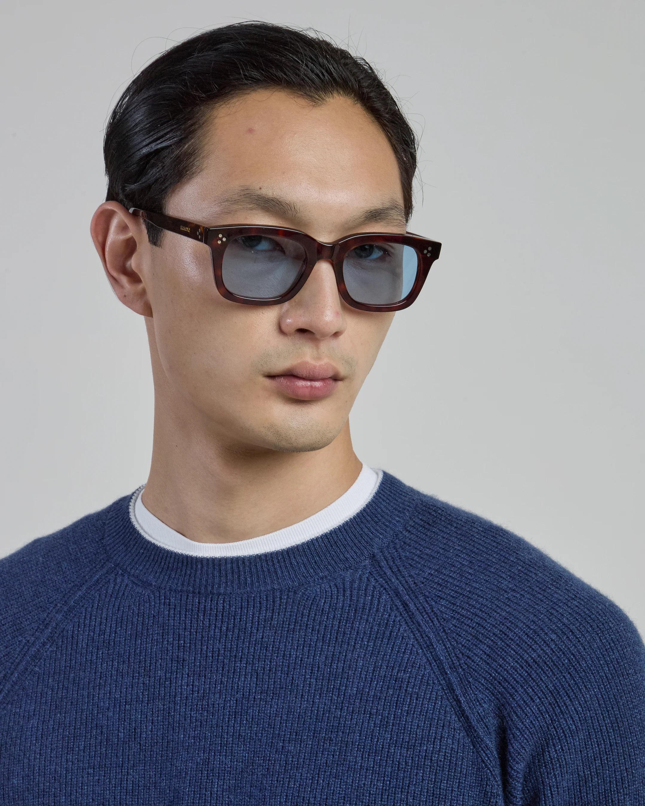 Maglia Girocollo in Cashmere a Righe con Maniche Raglan - Image 3