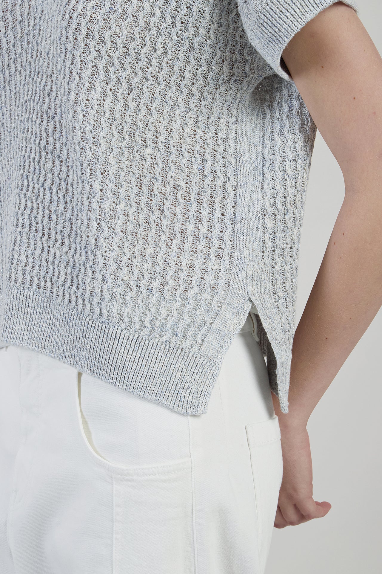 Maglia Scollo a V in Lino Cotone e Seta da Donna - Image 3