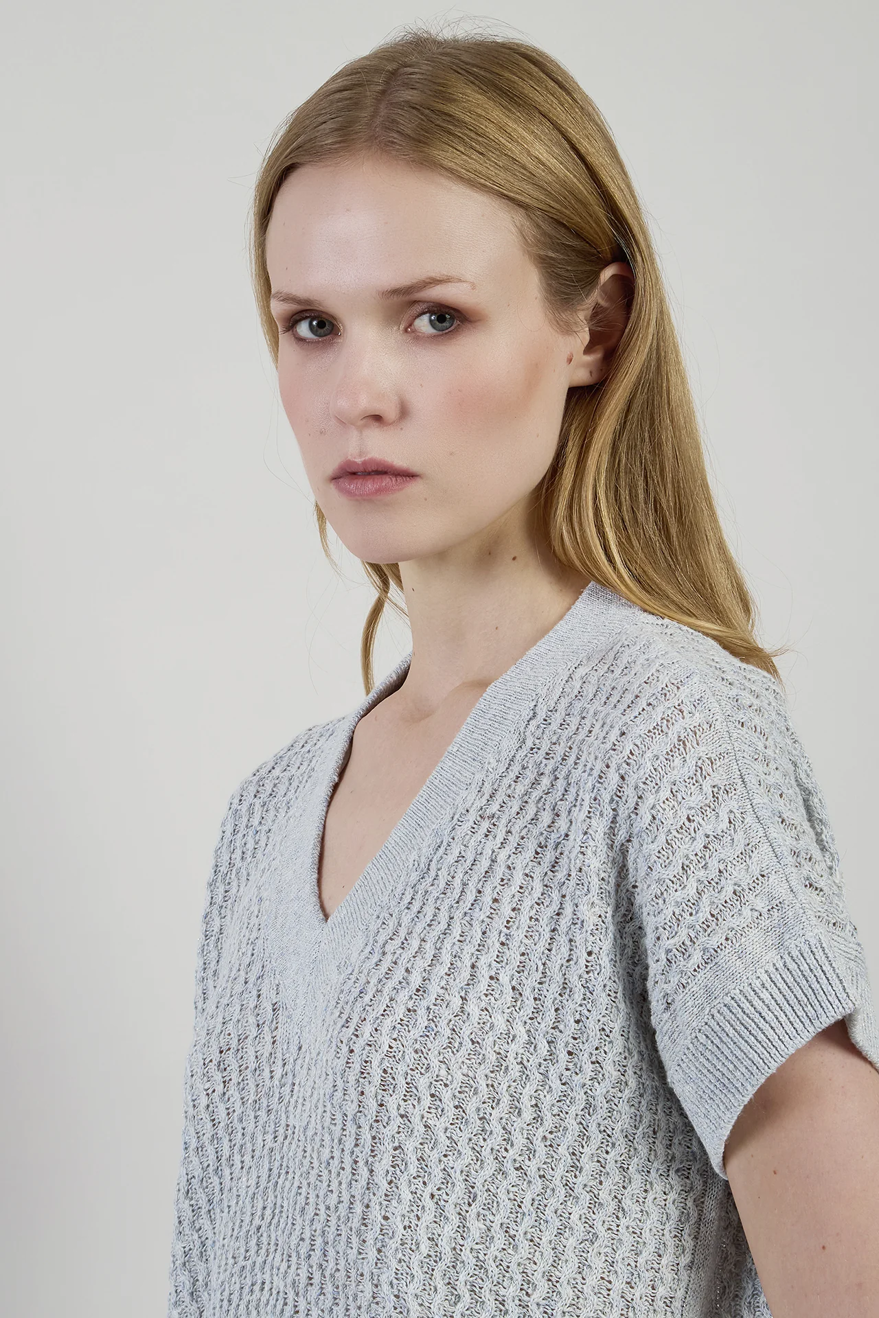 Maglia Scollo a V in Lino Cotone e Seta da Donna - Image 4