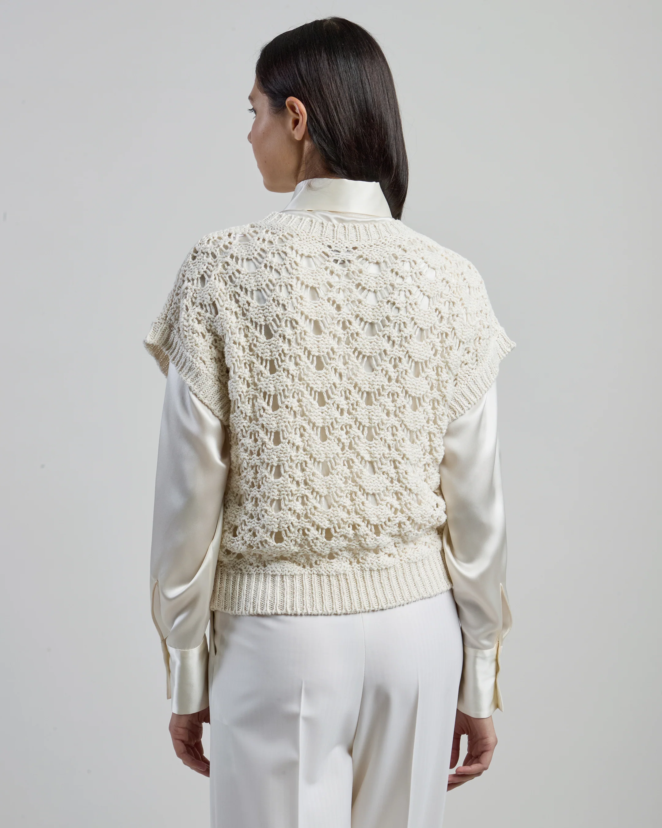 Maglia Smanicata in Lino e Seta Micro-Bouclé - Image 2