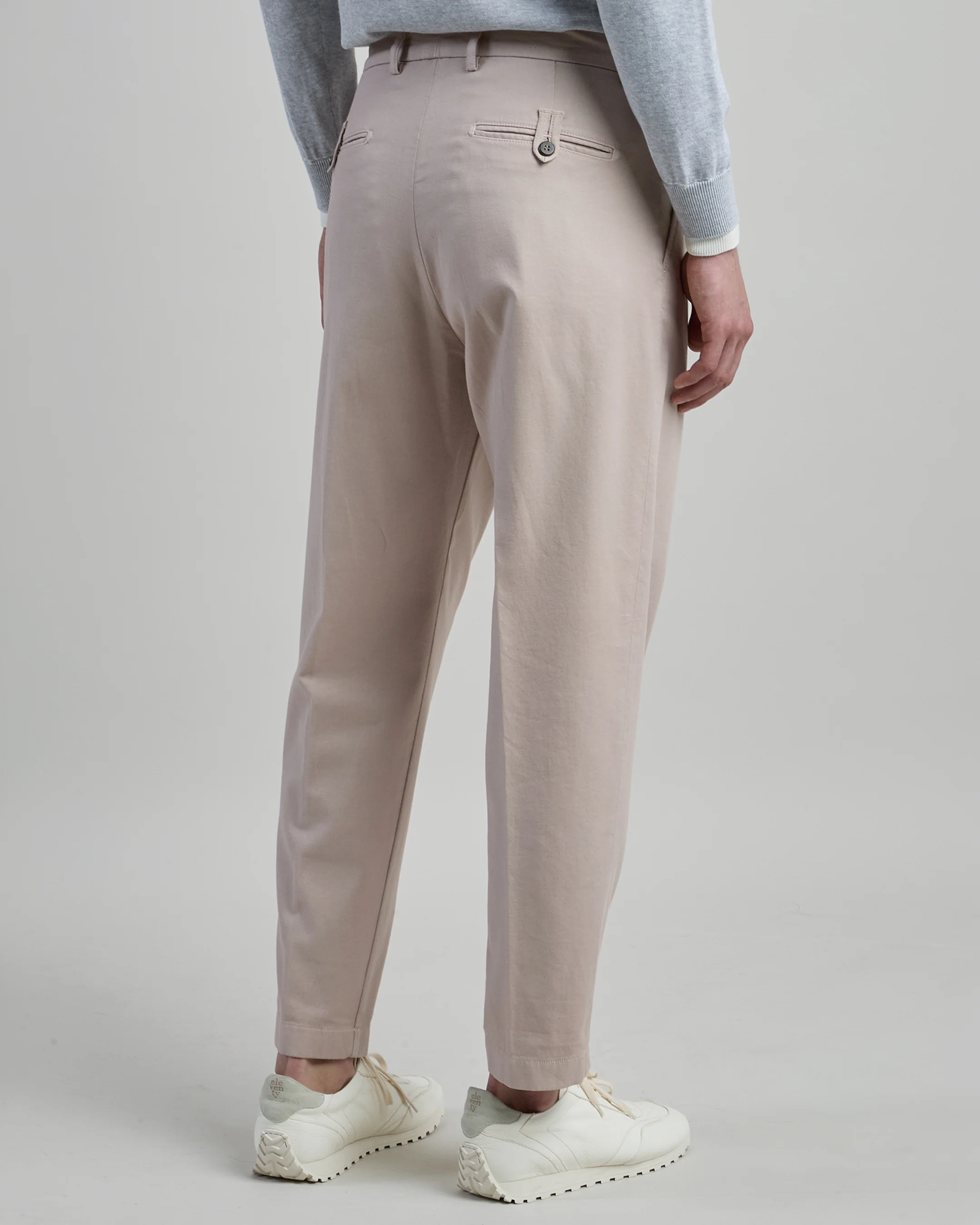 Pantaloni in Cotone Elasticizzato con Pinces da Uomo - Image 5