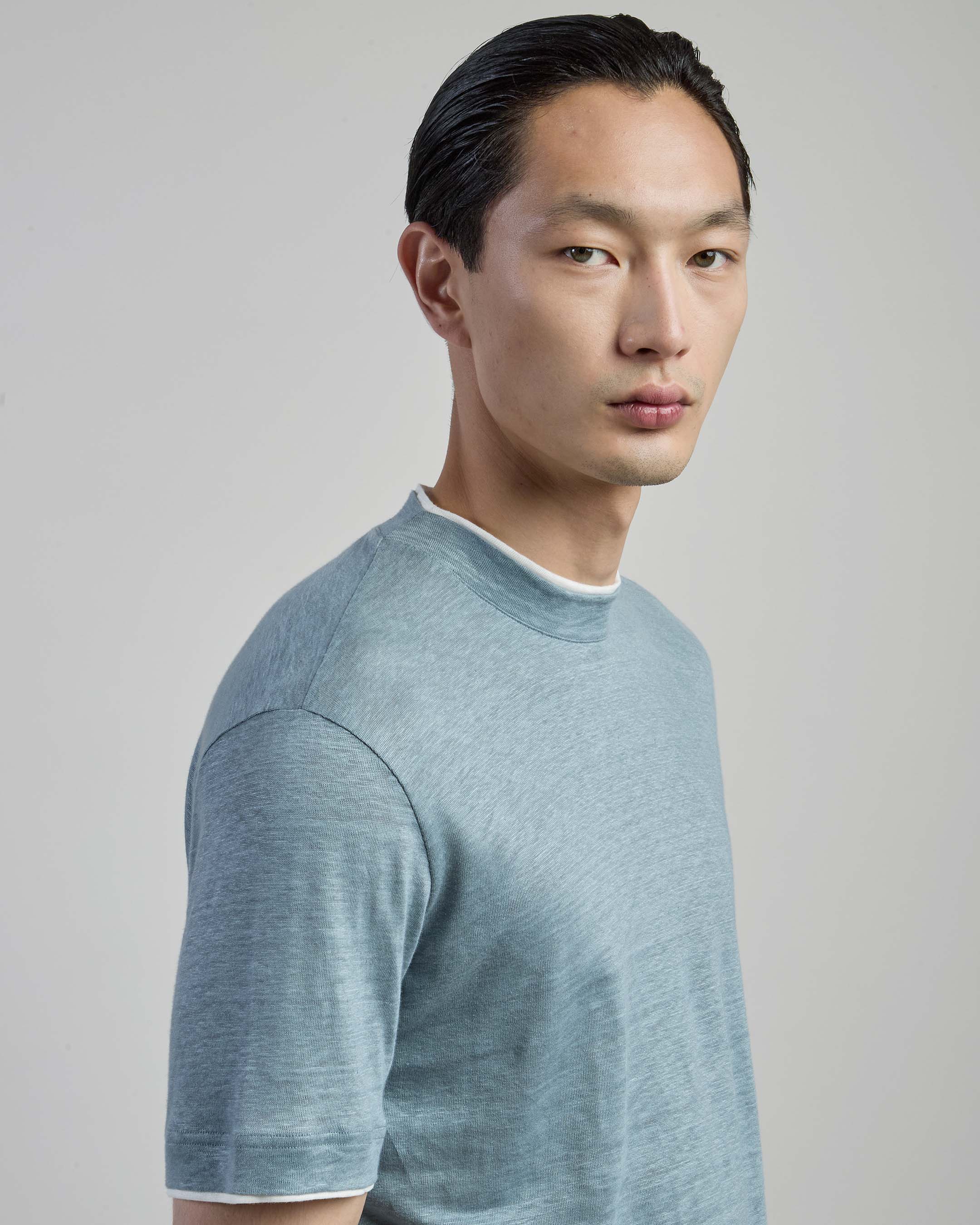 T-shirt Girocollo in Lino da Uomo con Collo Alto - Image 3